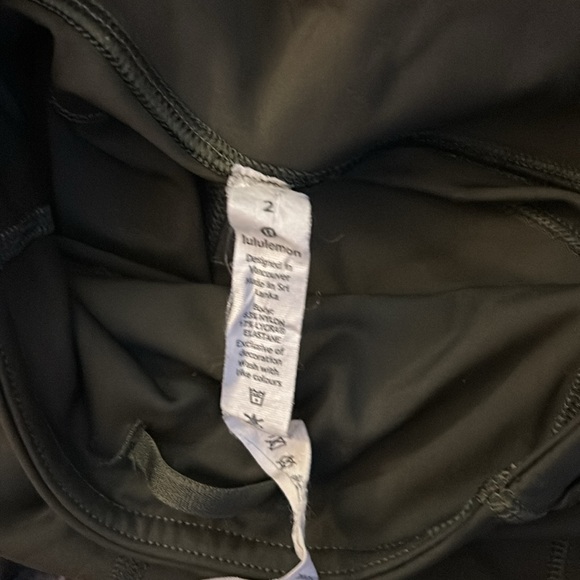 Lululemon leggings Olive green size 2 - Picture 2 of 3